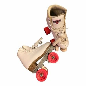 Sure Grip International Fame Roller Skates Youth sz 1